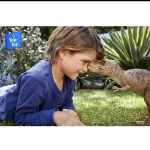 New Jurassic World Chaos Theory All-Out Attack Tyrannosaurus Rex Dinosaur Action